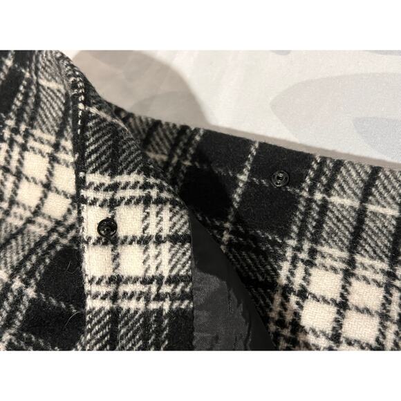 Cambridge Country Plaid Wrap Skirt Fringe Button & Snap‎ Closure Women's Size 6P - Picture 6 of 10